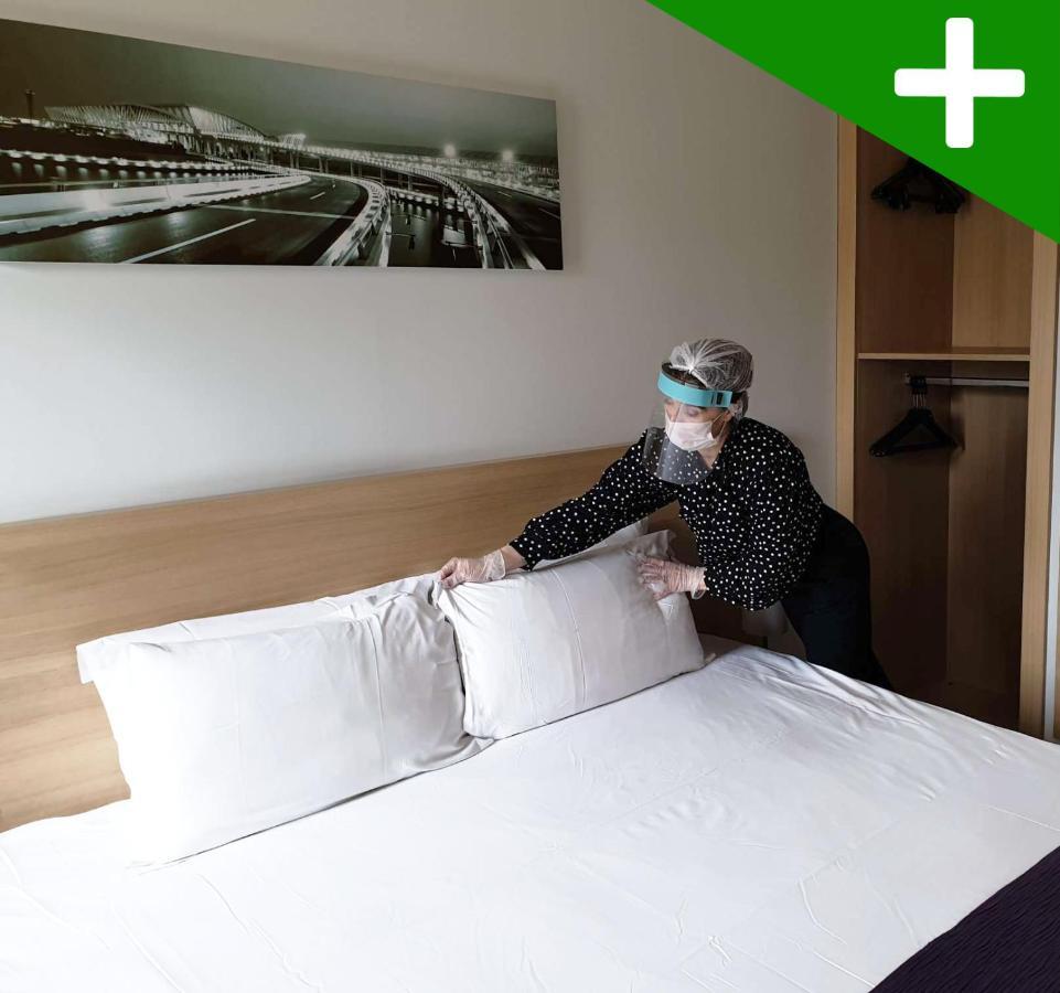 Eastlodge Lyon Est Eurexpo Saint-Priest  Exteriör bild